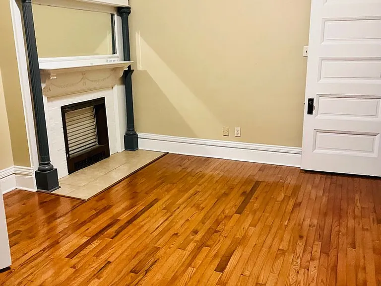 917-925 Beech Avenue — Photo 11