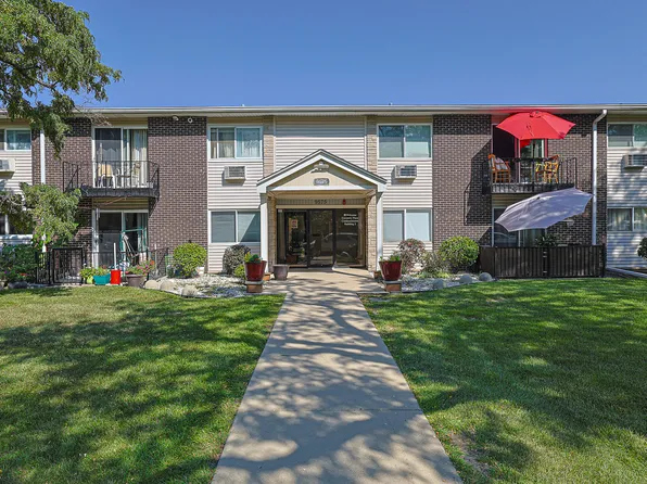 9575 Terrace Pl APT 1F, Des Plaines, IL 60016