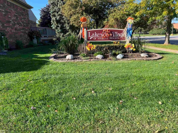 43642 Lakeview Blvd, Sterling Heights, MI 48313