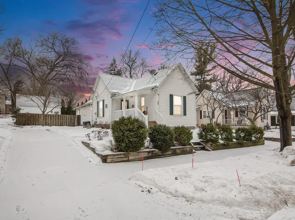 625 Harlan Ave NE, Grand Rapids, MI 49503