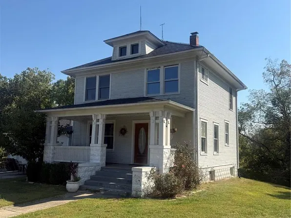1600 Koch Rd, O'Fallon, MO 63366