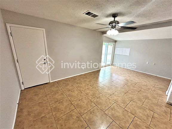 3rd image of 3738 W Palmaire Ave