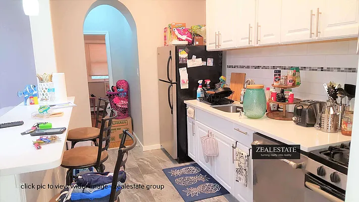 Rented by ZealEstate Group Inc | media 59