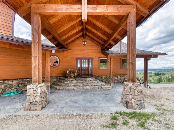 635 Home Stretch Dr, Stevensville, MT 59870