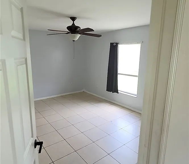 832 Palomino St E — Photo 12