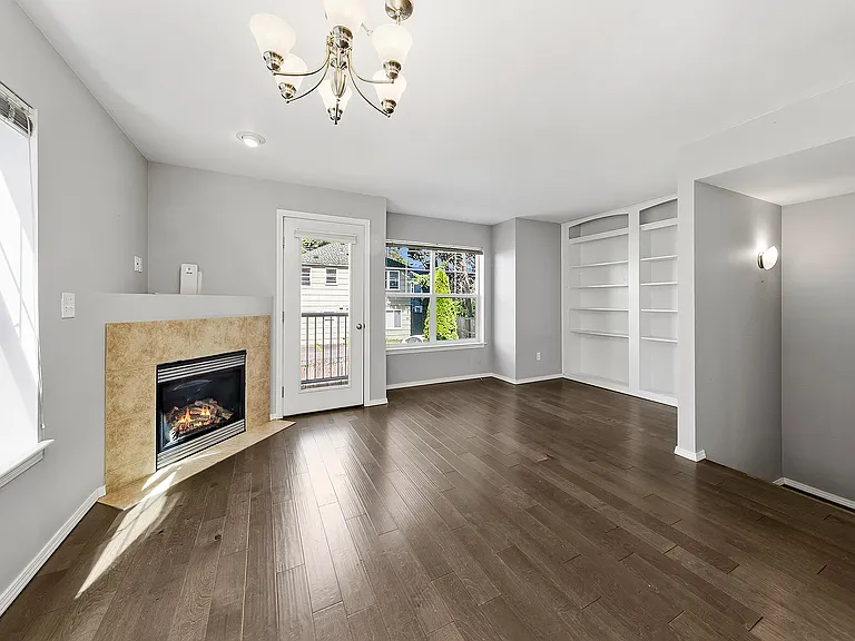 2nd Floor Living Area