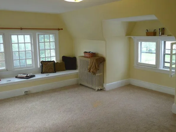 200 S Church St #1, Parkesburg, PA 19365