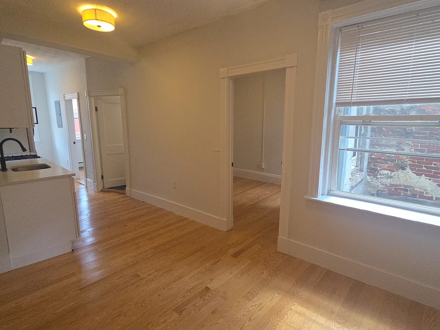 1 bed, 500 sqft, $3,000 — Photo 4