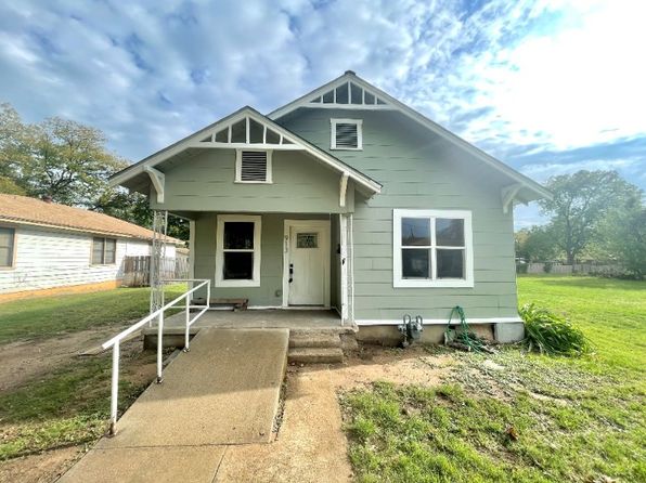 913 Lenox St, Waco, TX 76704