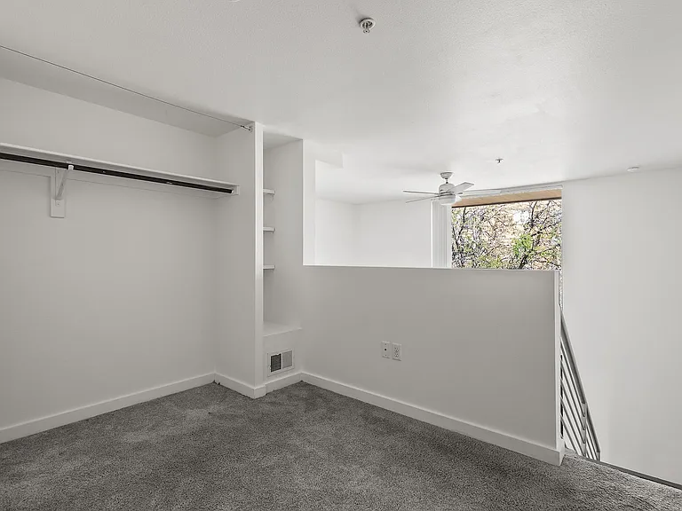 Emerson Lofts — Photo 34