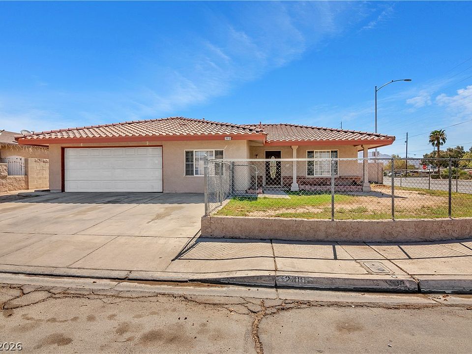 1st image of 2410 Oak Glen Way