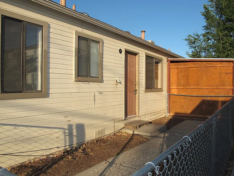 446 N 22nd St — Photo 8