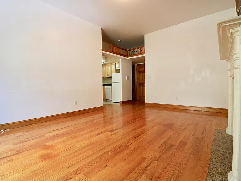 336 W 77th St #6 — Photo 2