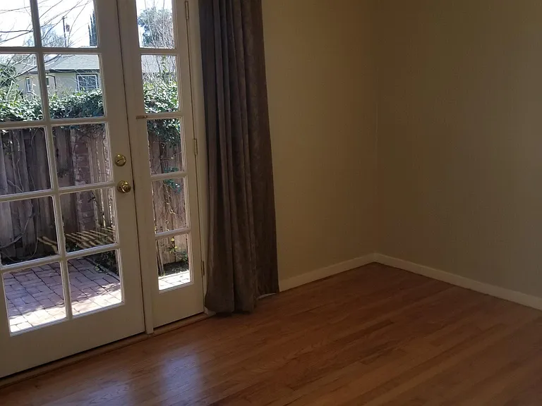 4067 Esperanza Dr — Photo 10