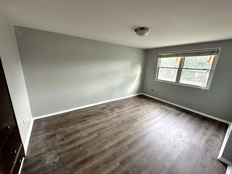 1009 S Marlyn Ave — Photo 10