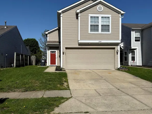 1304 Crescent Dr, Greenwood, IN 46143