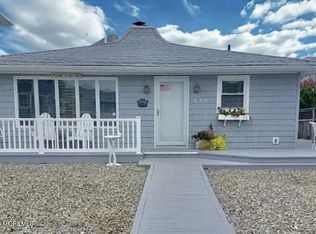 456 Key Largo Ct, Lavallette, NJ 08735