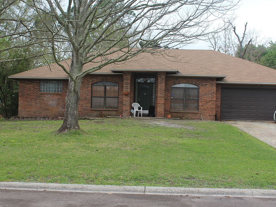 1st image of 9056 Camshire Dr