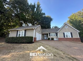 5350 Craigmont Dr, Memphis, TN 38134