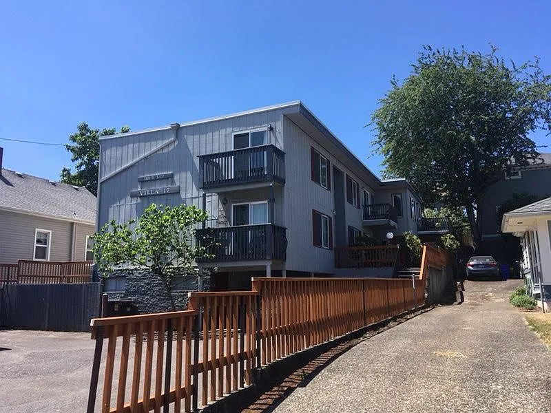 5311 SE 17th Ave