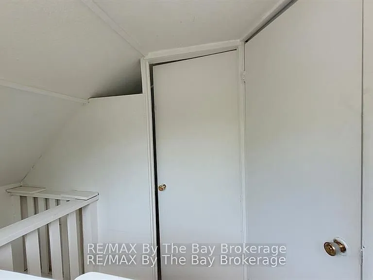 23 Glen St — Photo 19