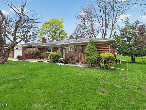 4th image of 4676 Ryan Rd