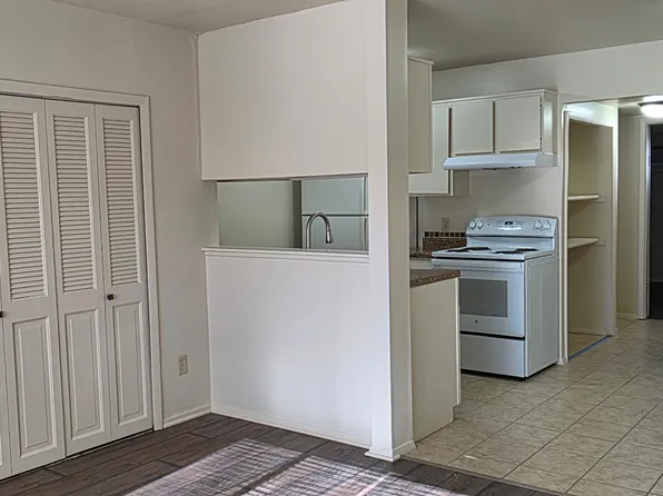 141 S Bates St APT 14, Saginaw, MI 48602