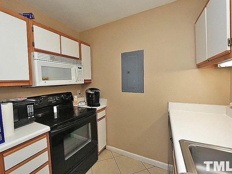 1341 Crab Orchard Dr #1 — Photo 4