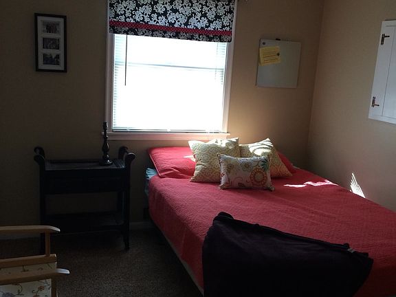3rd image of 1513 Pinewood Cir