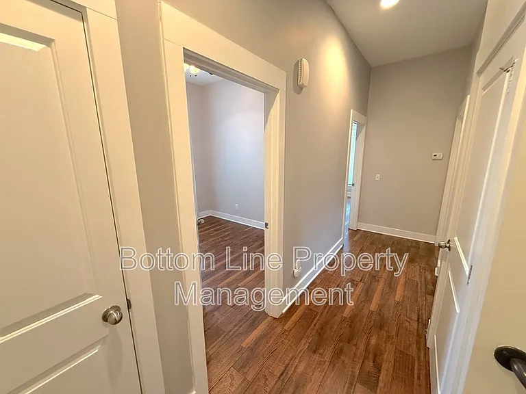 904 Warren Burgess Ln — Photo 11