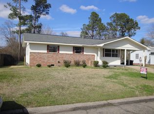 3011 Prince George Rd, Hattiesburg, MS 39402