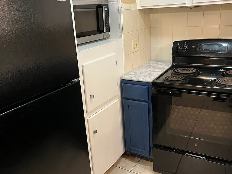 1616 Lakeside Dr — Photo 8