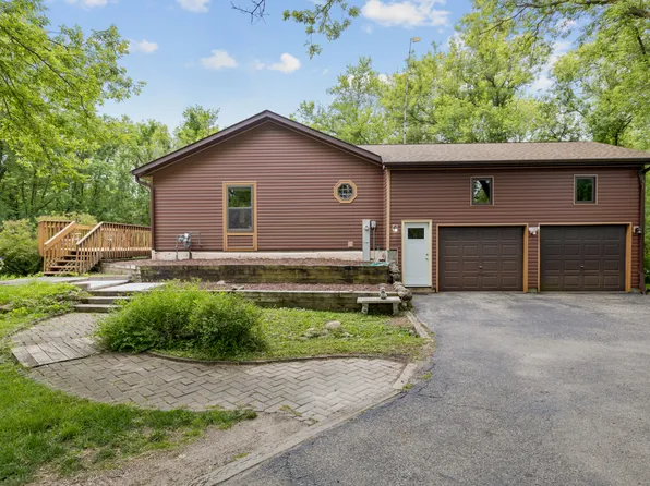 8015 S Hill Rd, Marengo, IL 60152