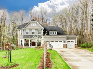 2878 Whit Ave, Stow, OH 44224