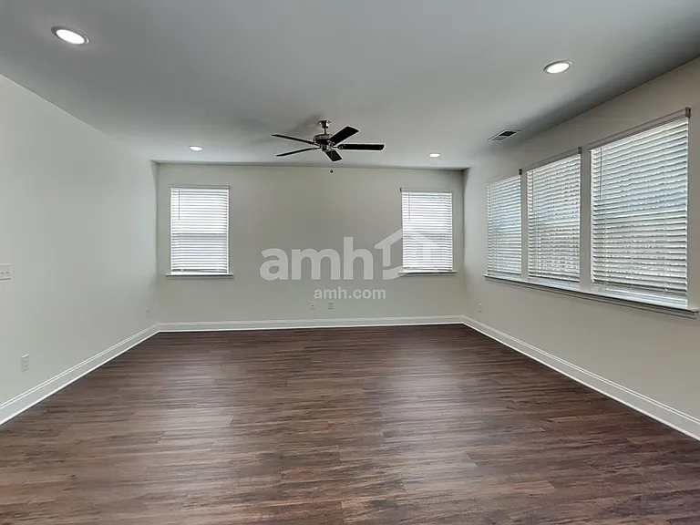 13018 Redwind Dr — Photo 7