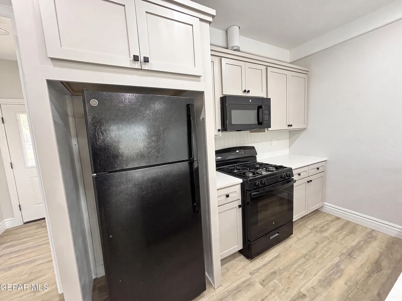 2 bed, 2.0 bath, 1101 sqft, $1,400 — Photo 4