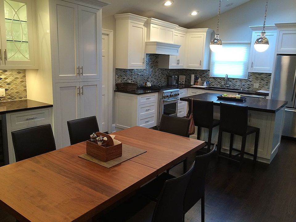 2nd image of 123 Kildare Rd