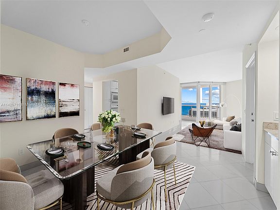 5th image of 4775 Collins Ave APT 3004