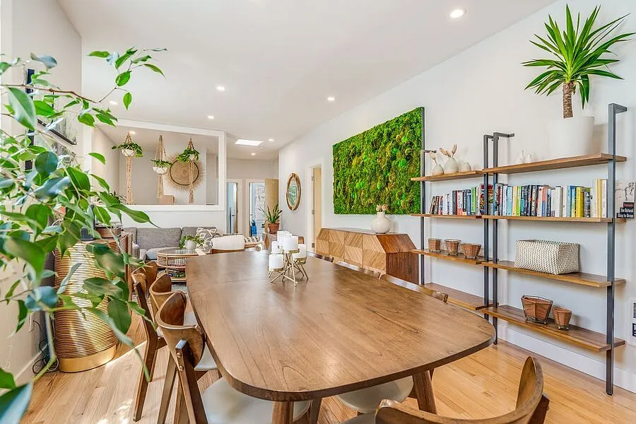 Furnished Room in Remodeled 7-BR Loft, Steps from South Park — Photo 4