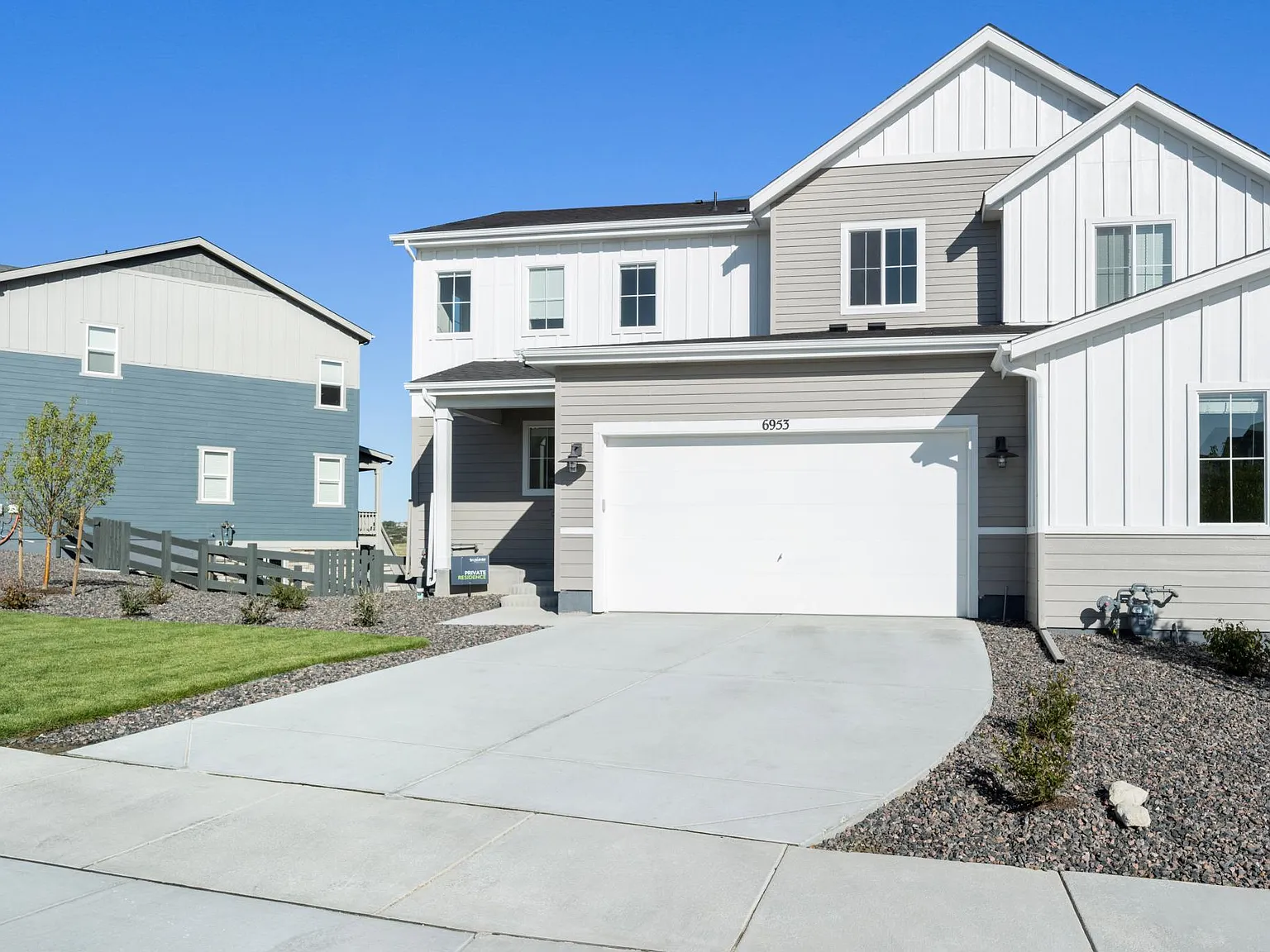 6953 Hidden Cove Ct — Photo 2