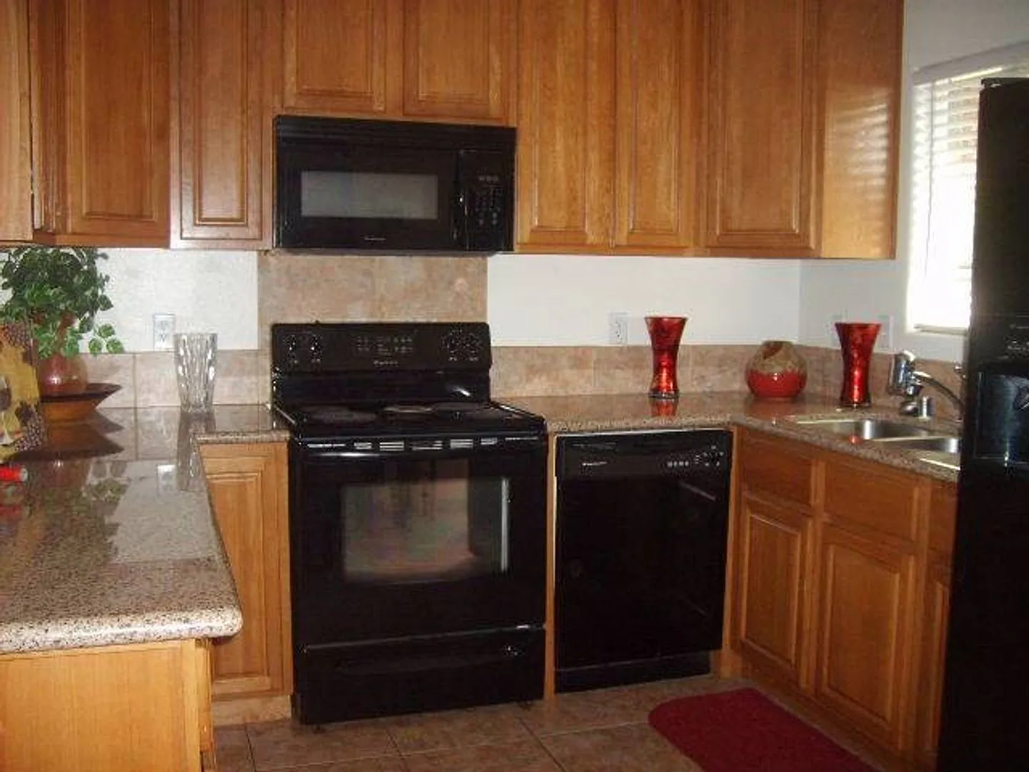 La Casa Elegante Apartments — Photo 3