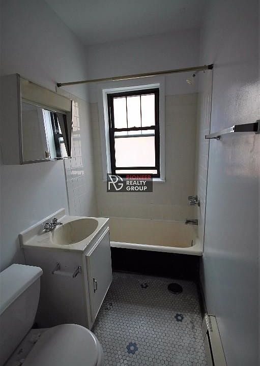 2nd image of 2840 N Orchard St #284649