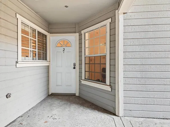 3500 S Greenville St APT C2, Santa Ana, CA 92704