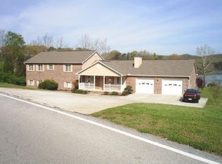 995 Lakewood Dr, Kingston, TN 37763