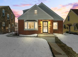 2331 S 54th St, West Allis, WI 53219