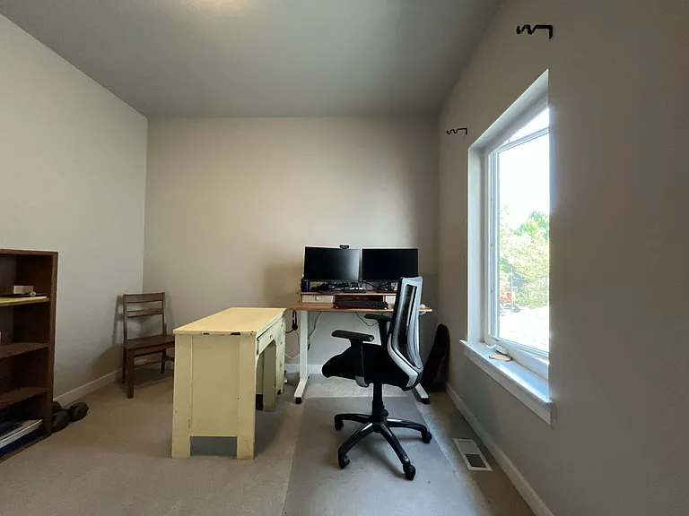 11393 SW Barber St — Photo 37
