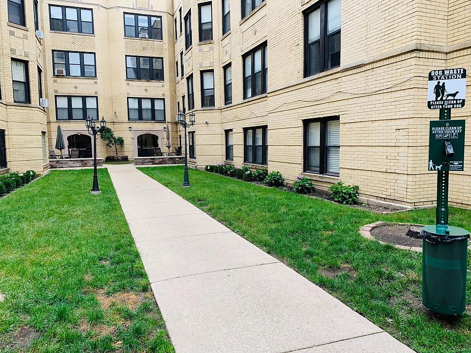 1st image of 3634 W Dickens Ave #2