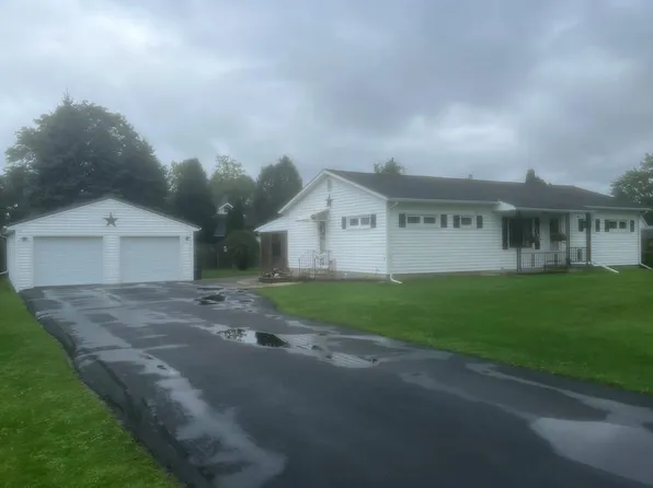 1204 Shannon Ave, Elmira, NY 14904