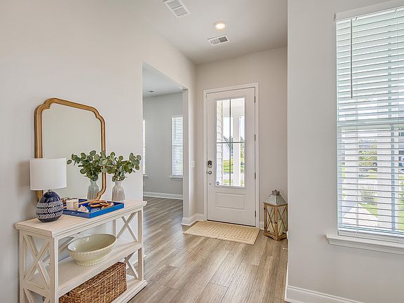 4th image of 107 River Wind Way