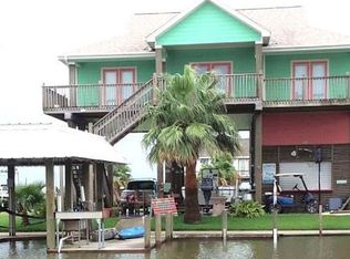 1260 Resort Rd, Crystal Beach, TX 77650